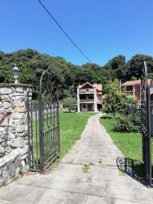 Вілла Casa Con Amplio Jardin En Печон Екстер'єр фото